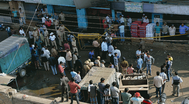 Hindistan'da restoranda yangın: 5 ölü