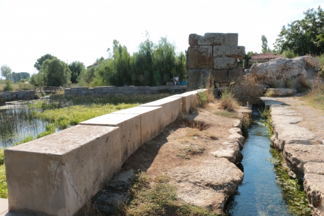 Eflatunpınar Hitit Su Anıtı turistlerin gözdesi oldu