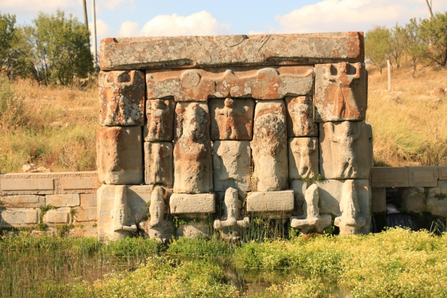 Eflatunpınar Hitit Su Anıtı turistlerin gözdesi oldu