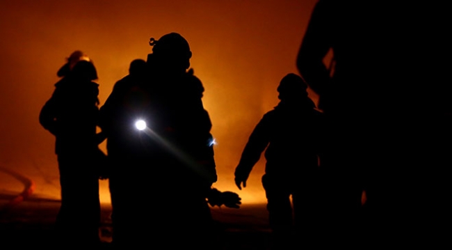 Bakırköy'de fuar merkezinde yangın