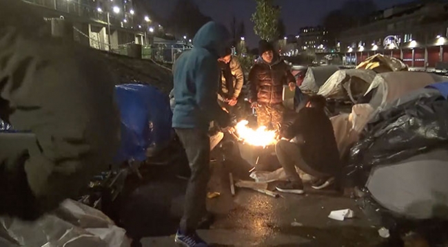 Fransa'da sığınmacıların barınma çilesi