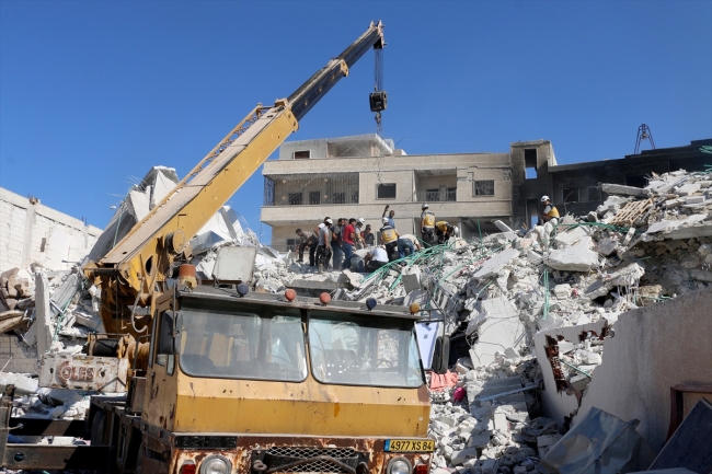 İdlib'de patlama: 67 kişi hayatını kaybetti