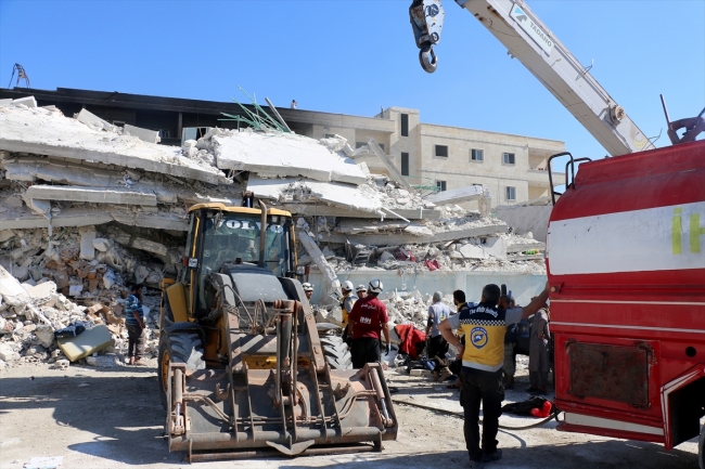 İdlib'de patlama: 67 kişi hayatını kaybetti