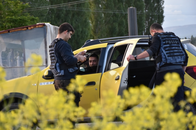 Kontrol noktasında nöbetleşe iftar