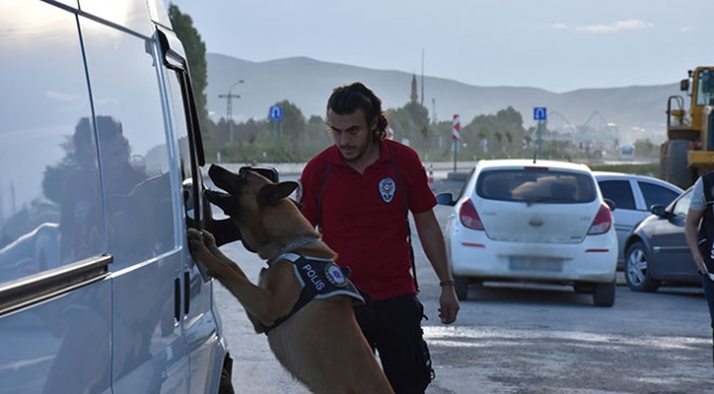 Kontrol noktasında nöbetleşe iftar