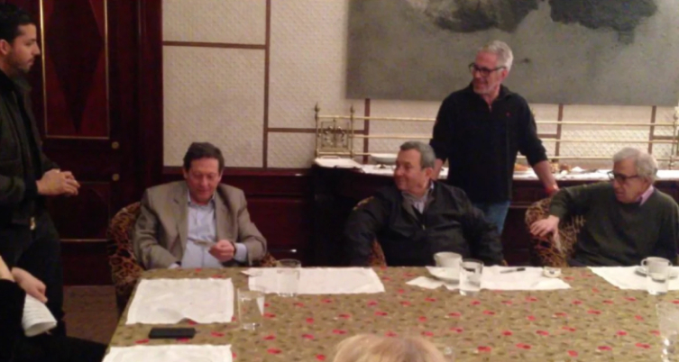 Thomas Pritzker, eski İsrail başbakanı Ehud Barak ve film yapımcısı Woody Allen 