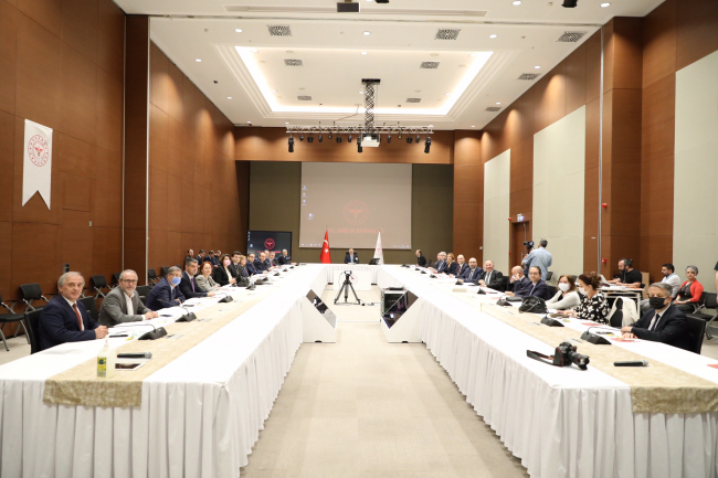 Koronavirüs Bilim Kurulu toplantısı sona erdi