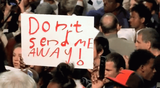 İsrailliler, hükümetin Afrikalı göçmen planını protesto etti