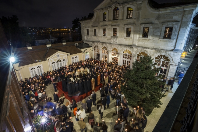 Paskalya Bayramı ayinlerle kutlandı