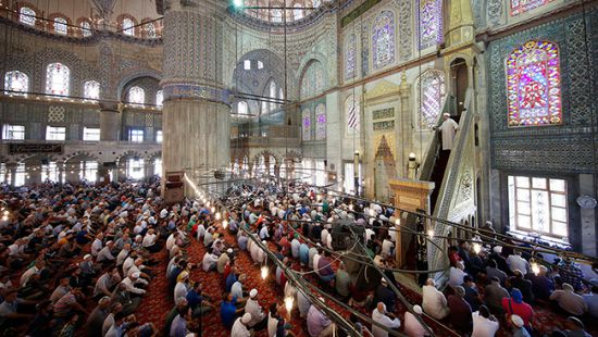 'Kadir Gecesi'nde camiler doldu taştı