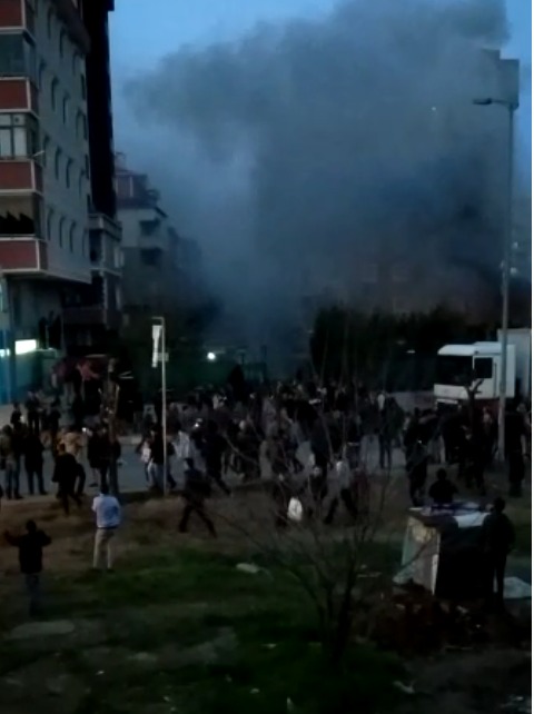İstanbul'da askeri helikopter düştü: 4 şehit