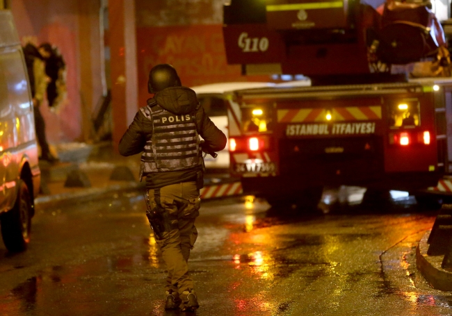 İstanbul'da helikopter destekli terör operasyonu