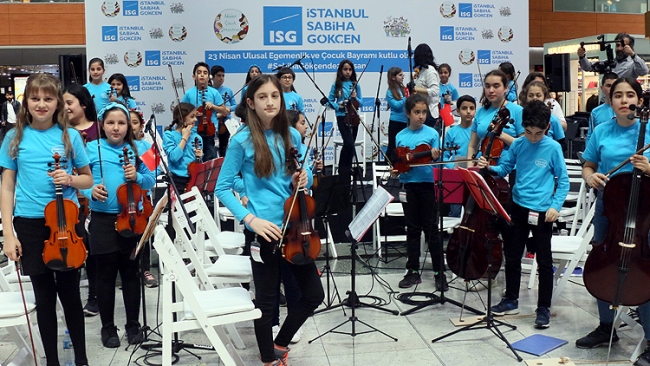 23 Nisan tüm yurtta coşkuyla kutlanıyor