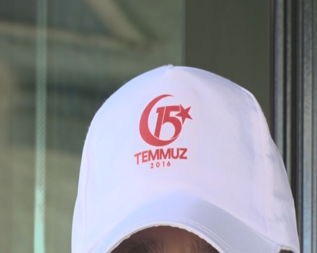 İstanbul'da 8 bin 600 güvenlik görevlisi 15 Temmuz temalı forma giydi