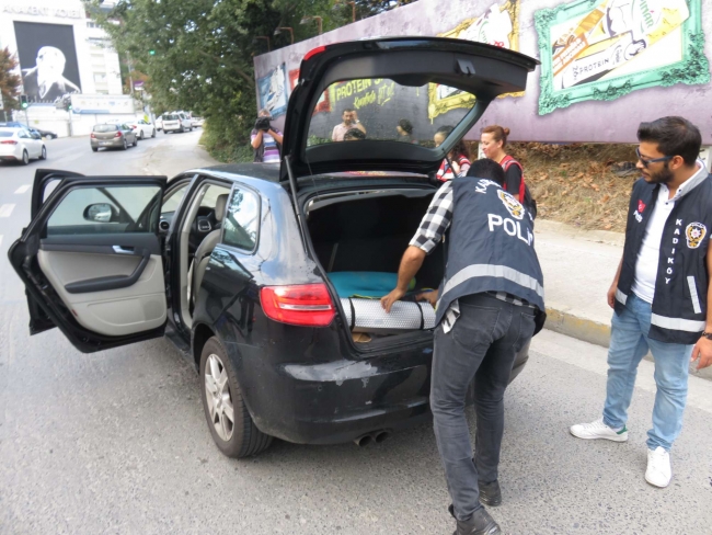 İstanbul'da yeni eğitim öğretim yılının ilk aşaması için 9 bin 500 polis görev başında