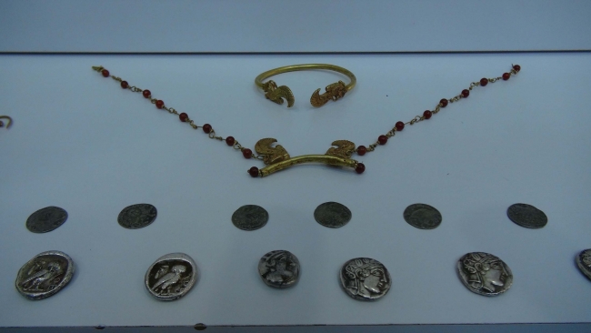 İstanbul'da tarihi eser kaçakçılığı operasyonu: 11 gözaltı