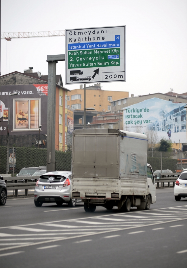 'İstanbul Yeni Havalimanı' yön levhalarında yerini aldı