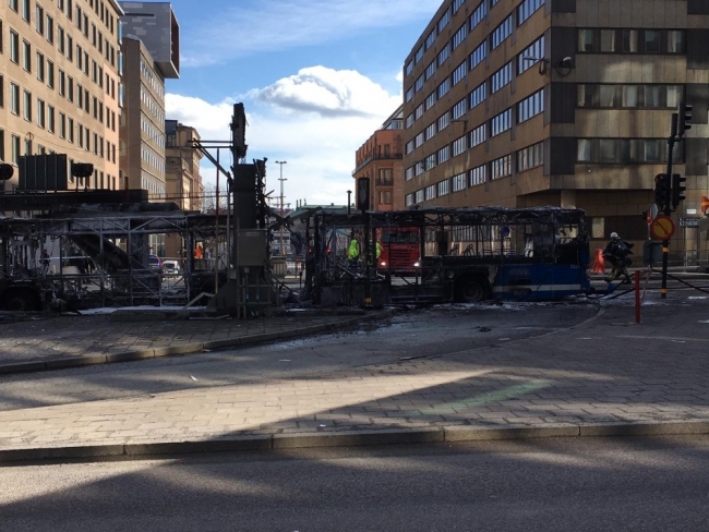 İsveç'te otobüs patladı