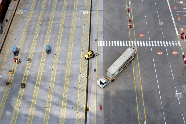 Avrupa'nın en büyük yedinci kargo limanı: İzmit