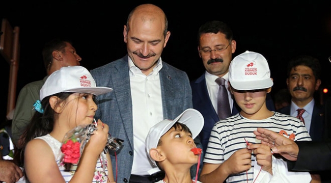 İçişleri Bakanı Soylu trafik denetimine katıldı