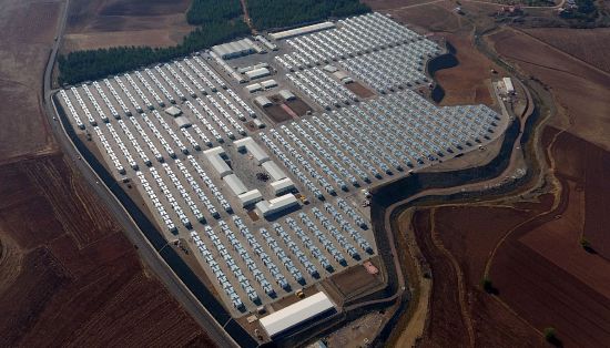 Suriyeliler için yapılan konteyner kent açılıyor