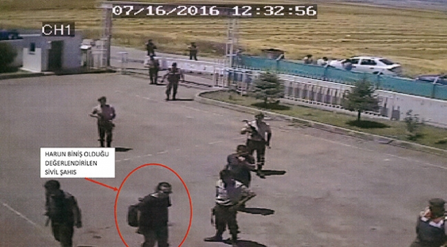 FETÖ'nün kilit ismi Öksüz'ün yeni görüntüleri ortaya çıktı