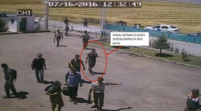 FETÖ'nün kilit ismi Öksüz'ün yeni görüntüleri ortaya çıktı