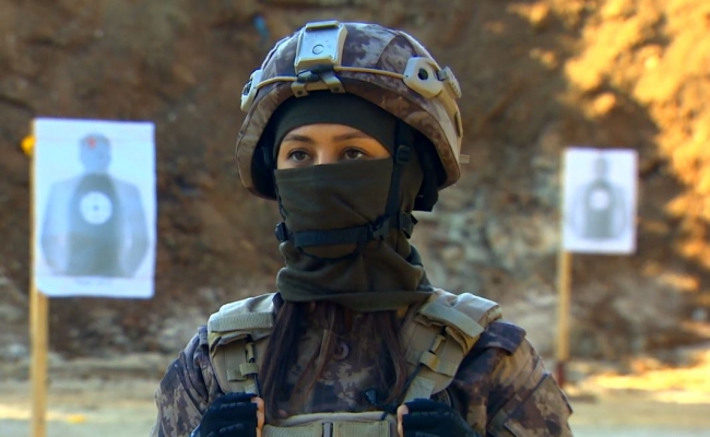 Özel harekatın kadın polisleri suçlulara göz açtırmıyor