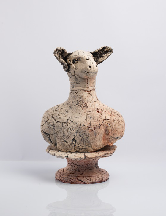 Arter yeni binasında sanatseverlerle buluşuyor