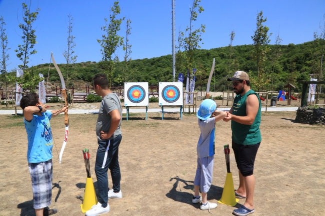 Geleceğin teknoloji yıldızları gençlik kampında