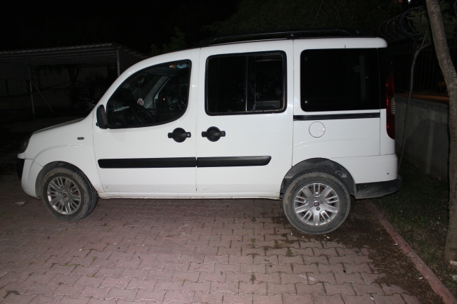 Kamyonette saksılara ekili Hint keneviri ele geçirildi: 4 gözaltı