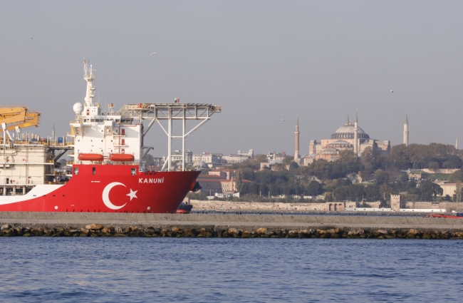 Kanuni sondaj gemisi Karadeniz'e açılıyor