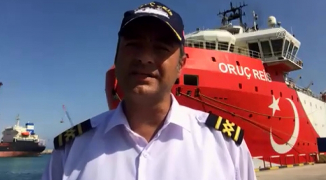 Oruç Reis'in kaptanı Uzşen: Donanmanın bizimle olması ekstra motivasyon kaynağı oldu