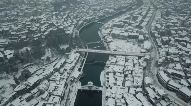 Çin'de yağmur ve kar binlerce insanı mağdur etti