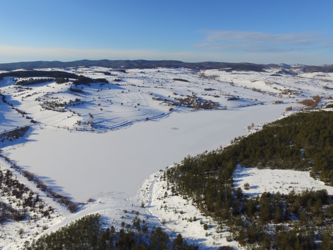 Kar manzarası drone ile görüntülendi