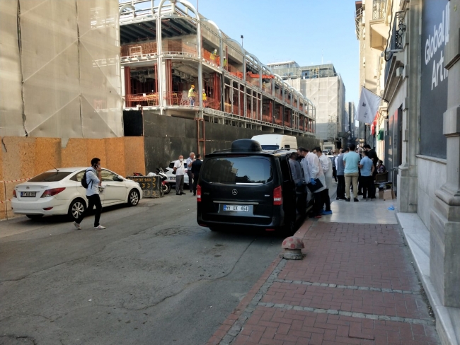 ABD'li gazeteci Vltchek İstanbul'da ölü bulundu