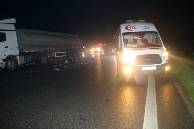 Düzce'de düğün dönüşü kaza: 1 ölü, 4 yaralı