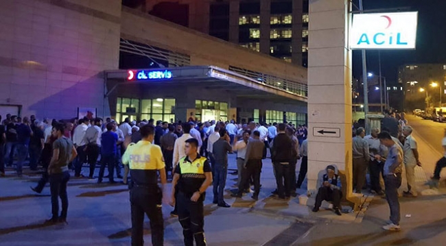 Gelin arabası devrildi: 2 ölü, 3 yaralı