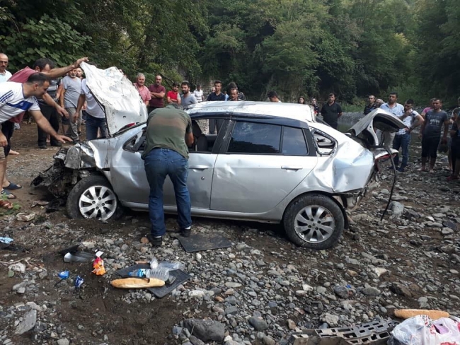 Bayram tatilindeki kazalarda 90 kişi hayatını kaybetti