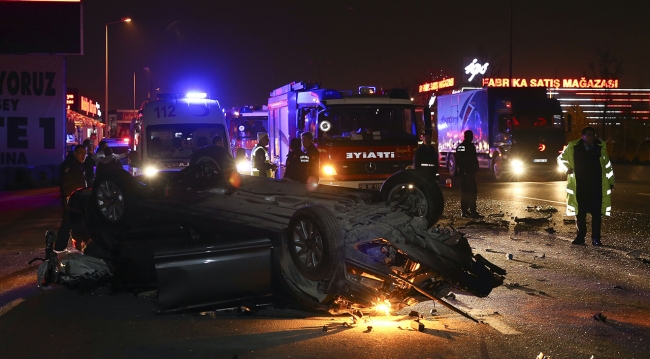 Zincirleme trafik kazası: 6 yaralı