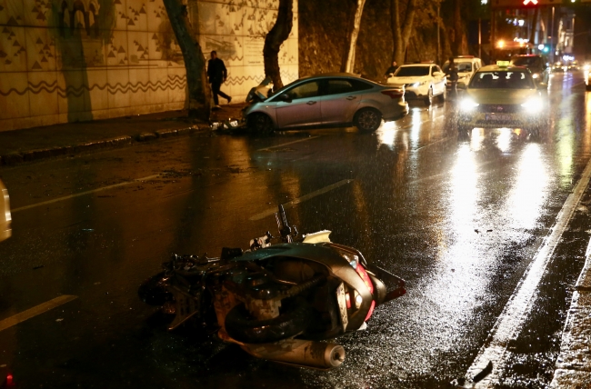 Beşiktaş'ta otomobil ve motosiklet çarpıştı: 1 ölü, 1 yaralı