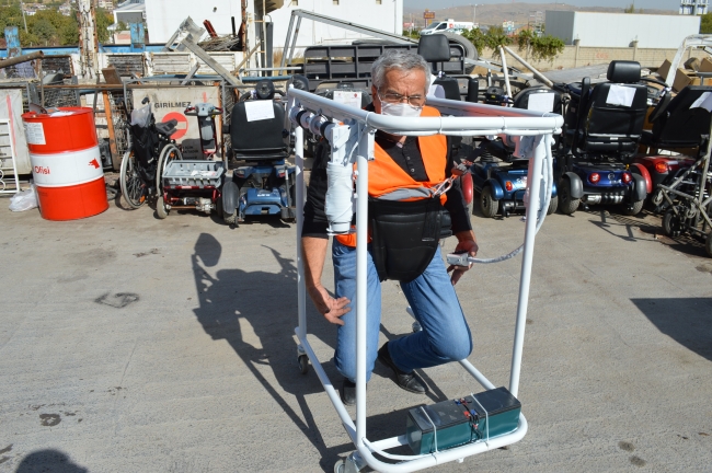 Tasarladığı aletlerle engellilerin yaşamını kolaylaştırıyor