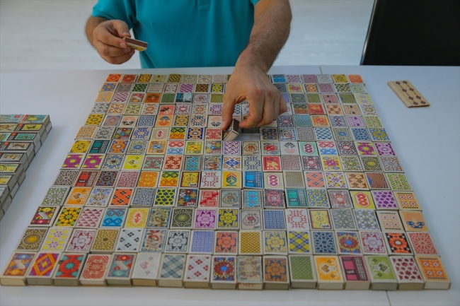 40 yılı aşkın süredir kibrit kutusu biriktiriyor