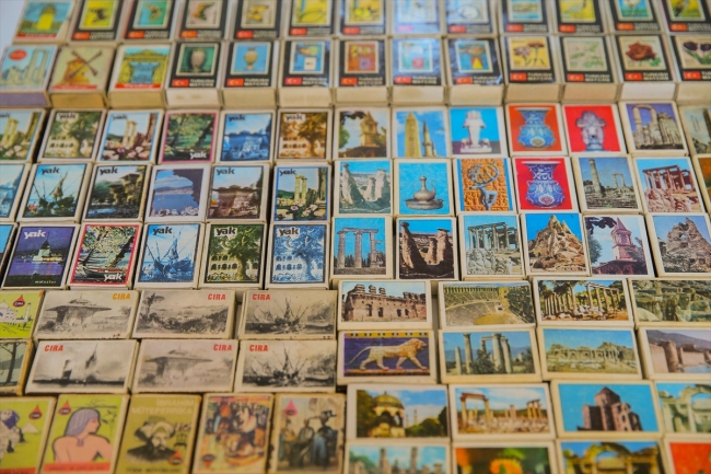 40 yılı aşkın süredir kibrit kutusu biriktiriyor