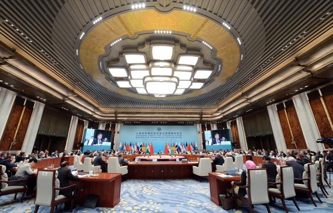 Şanghay İşbirliği Örgütü Dönem Başkanlığı Kırgızistan'a geçti