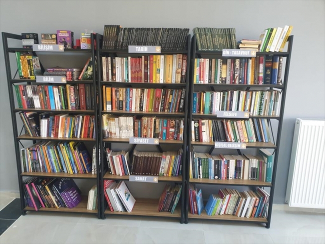 BİLSEM'lere 1000'er kitaplık kütüphane kuruldu