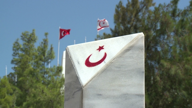 Binlerce şehit 34 ülkedeki şehitliklerde yatıyor