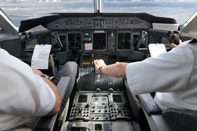 THY pilotları aldıkları üst düzey eğitimlerle uçuşun en güvenli şekilde icra edilmesini sağlıyor.