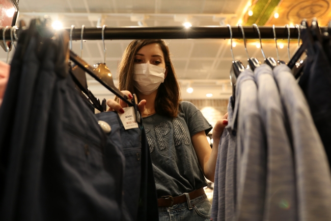 Konfeksiyonlar, giyim mağazaları ve tuhafiyelerin alması gereken önlemler