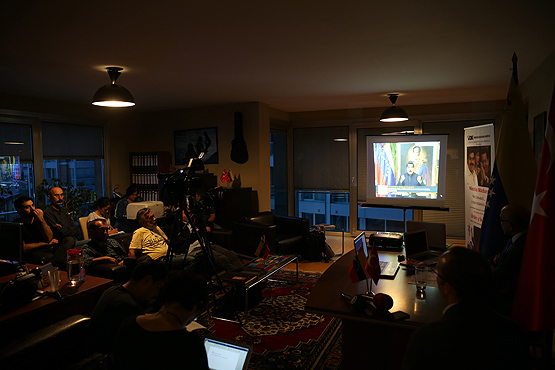 ''Amerika’dan Venezuela’ya operasyon tehdidi savruluyor''